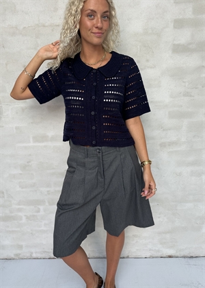 Smilla bluse Navy Boii Studios 